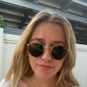 Meet your Posher, Brigid